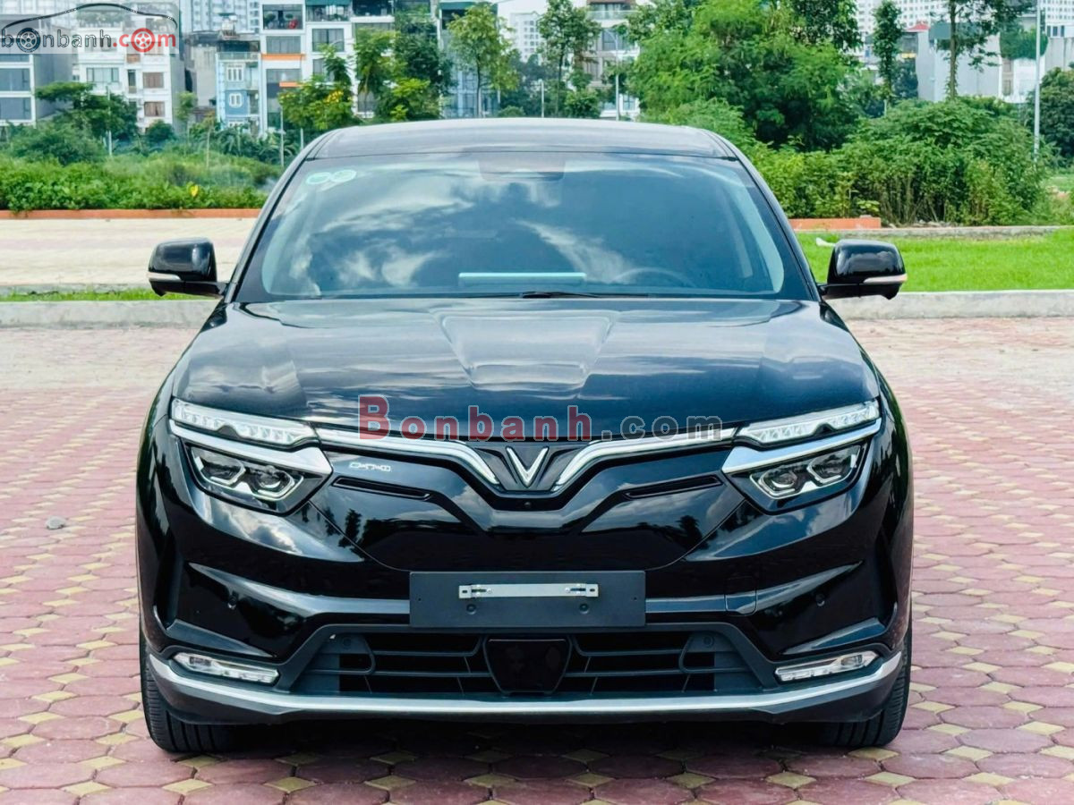 VinFast VF8 Eco AWD 2023 - 541 Triệu