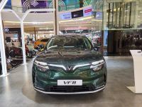 VinFast VF8 2026