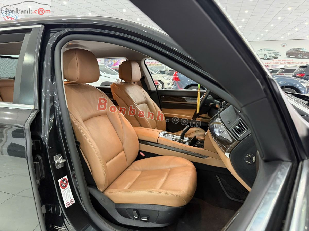 BMW 7 Series 730Li 2011 - 525 Triệu 9