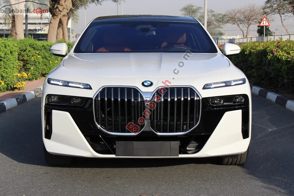 BMW 7 Series 735i M Sport 2026 - 4 Tỷ 700 Triệu