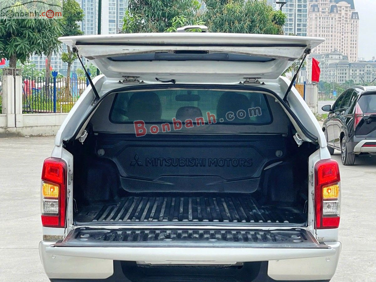 Mitsubishi Triton 4x2 AT Mivec 2020 - 495 Triệu 10