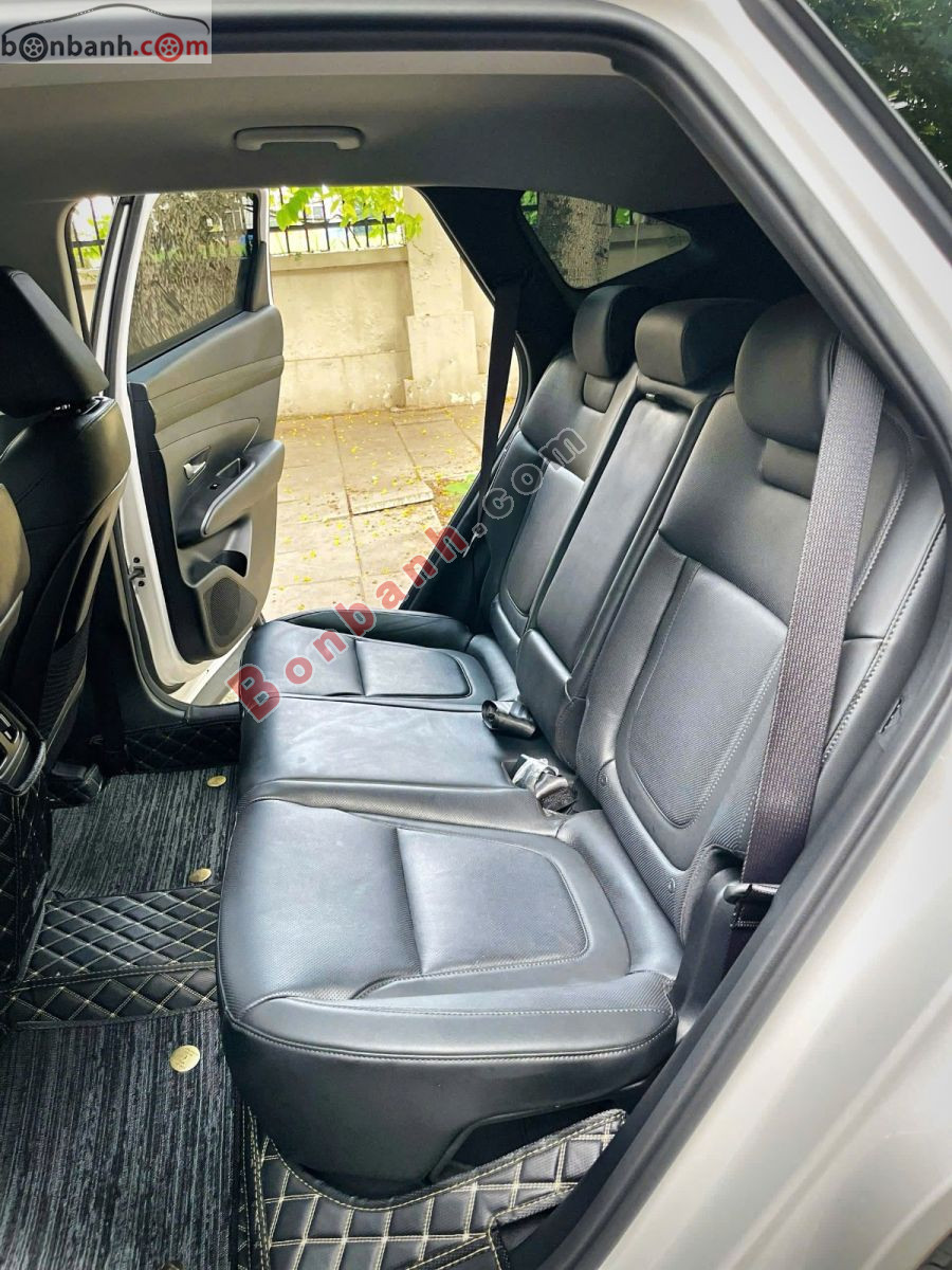 Hyundai Tucson 2.0 AT Tiêu chuẩn 2025 - 715 Triệu 10