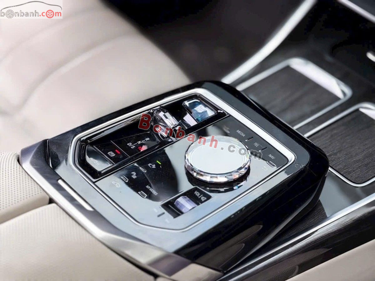 BMW 7 Series 735i Pure Excellence 2023 - 3 Tỷ 798 Triệu 4