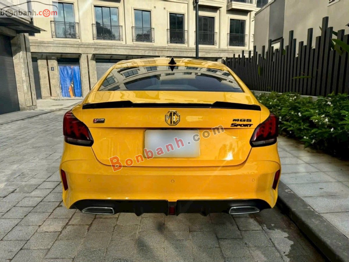 MG 5 Luxury 1.5 AT 2022 - 325 Triệu 2