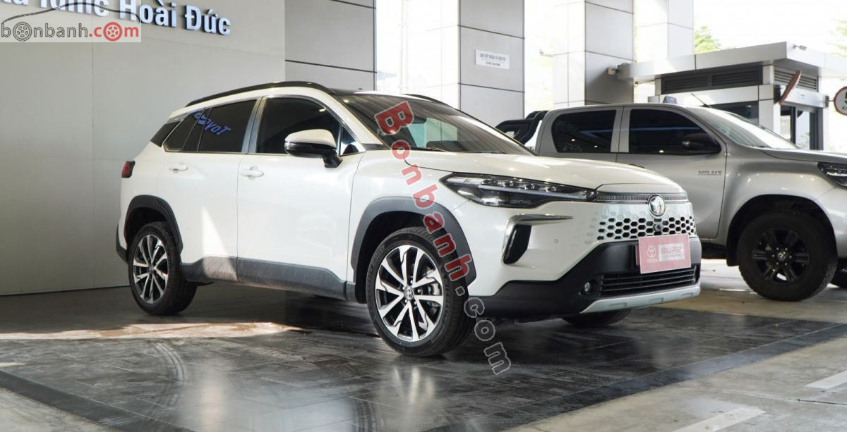 Toyota Corolla Cross 1.8V 2025 - 815 Triệu 2