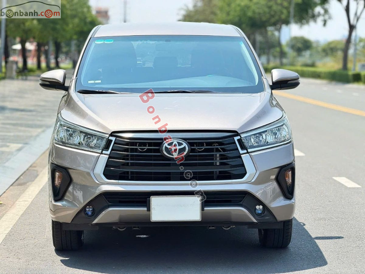 Toyota Innova E 2.0 MT 2022 - 570 Triệu