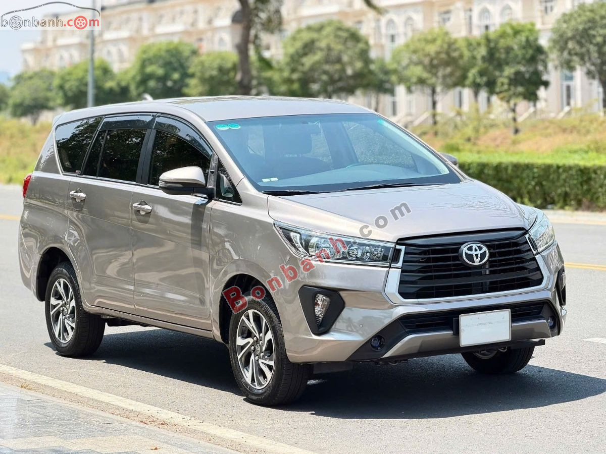 Toyota Innova E 2.0 MT 2022 - 570 Triệu 3