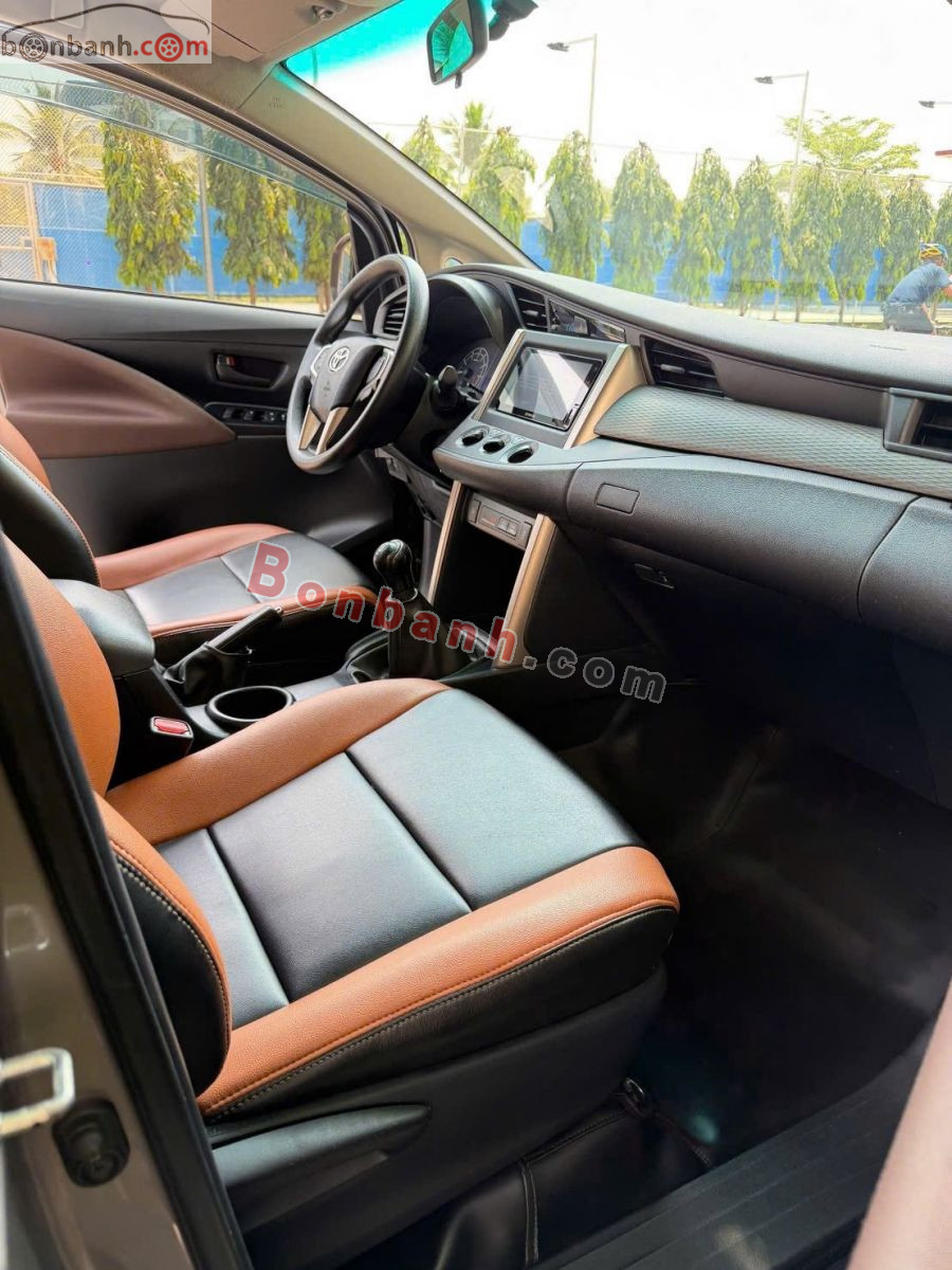 Toyota Innova E 2.0 MT 2022 - 570 Triệu 4