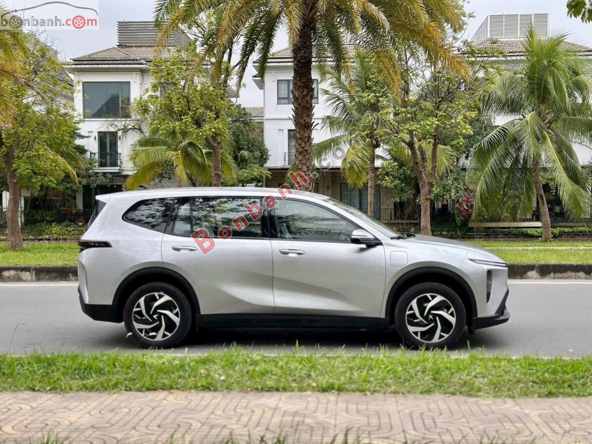 VinFast Limo Green AT 2026 - 626 Triệu 3