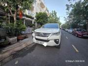 Bán xe Toyota Fortuner 2017 2.4G 4x2 MT giá 550 Triệu - TP HCM