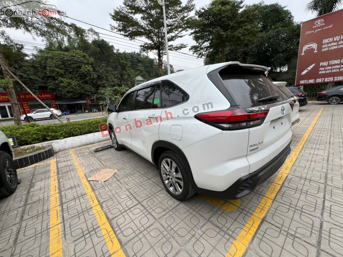 Toyota Innova Cross HEV 2.0 CVT 2026 - 895 Triệu 4