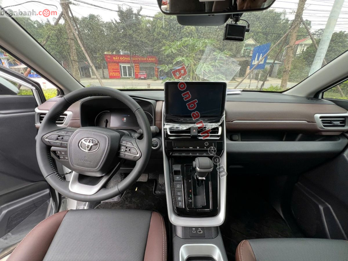 Toyota Innova Cross HEV 2.0 CVT 2026 - 895 Triệu 6