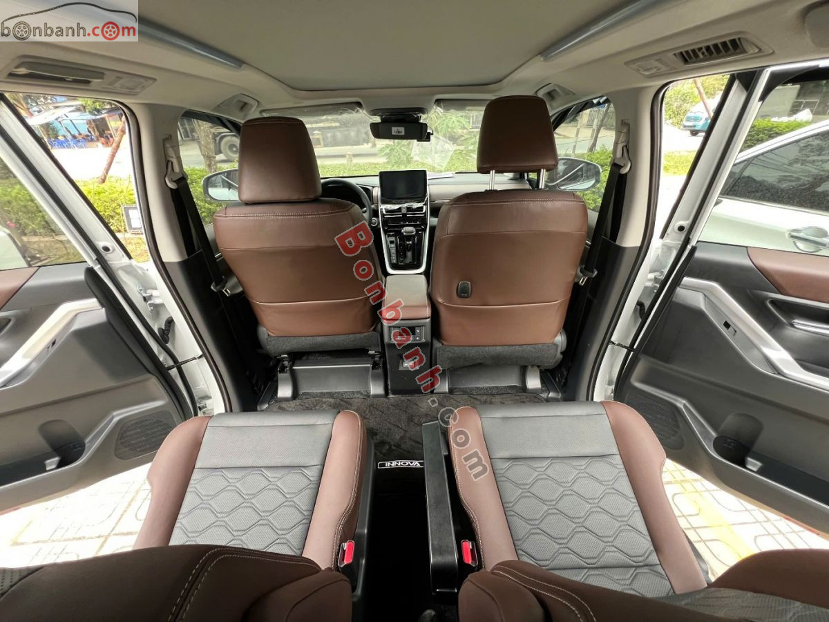 Toyota Innova Cross HEV 2.0 CVT 2026 - 895 Triệu 8