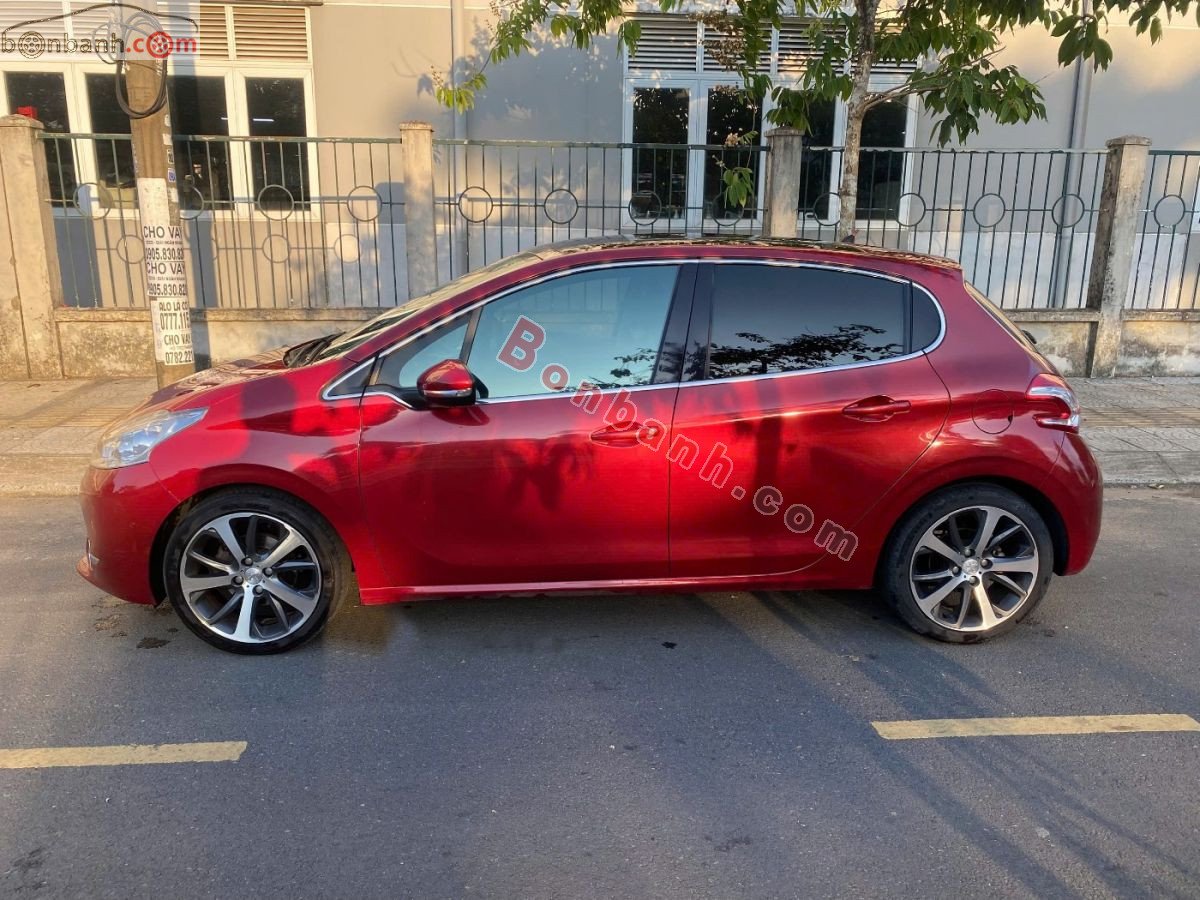 Peugeot 208 1.6 AT 2013 - 275 Triệu