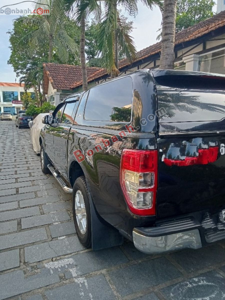 Ford Ranger XLT 2.2L 4x4 MT 2012 - 290 Triệu 2