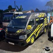 Bán xe Toyota Hiace 2013 2.5 giá 560 Triệu - TP HCM