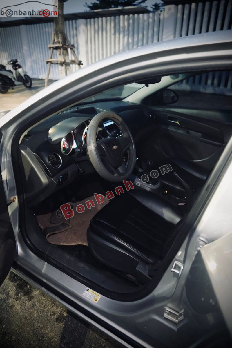 Chevrolet Cruze LS 1.6 MT 2011 - 160 Triệu 5