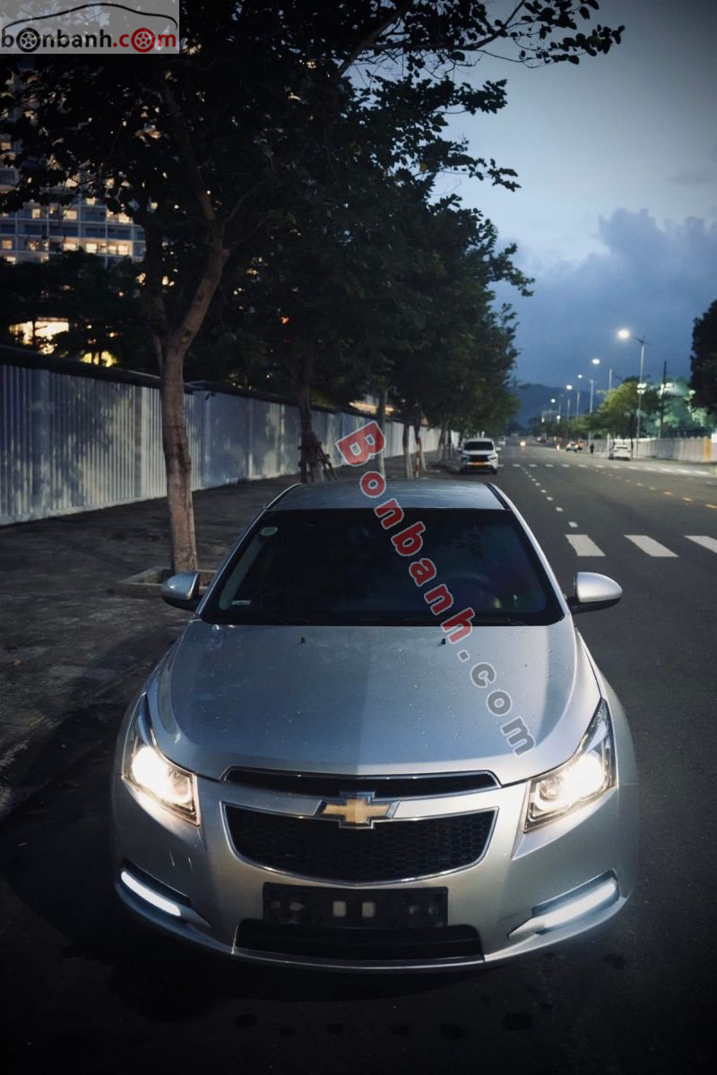 Chevrolet Cruze LS 1.6 MT 2011 - 160 Triệu 2