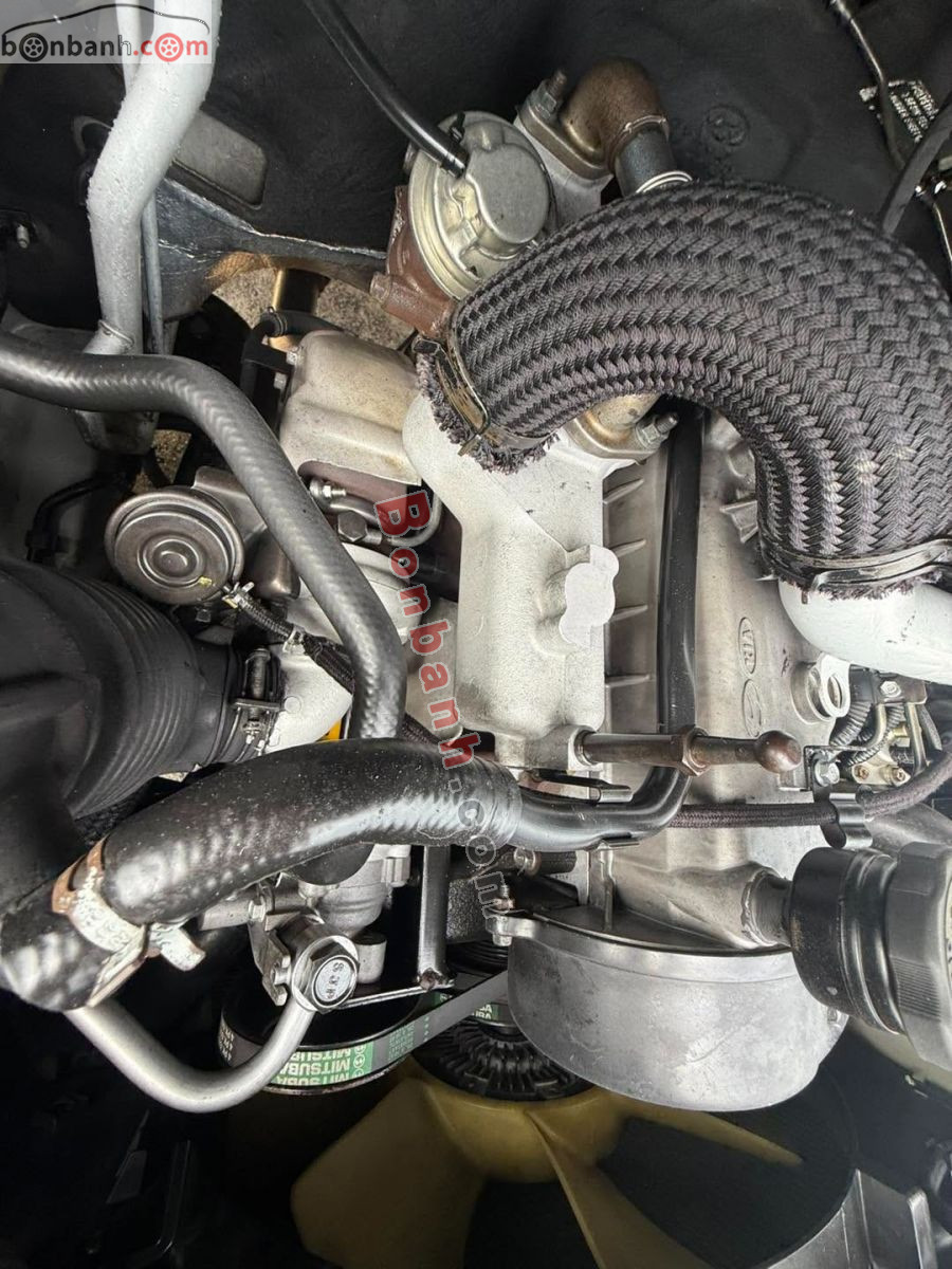 Hyundai Grand Starex 2.5 MT 2013 - 365 Triệu 10