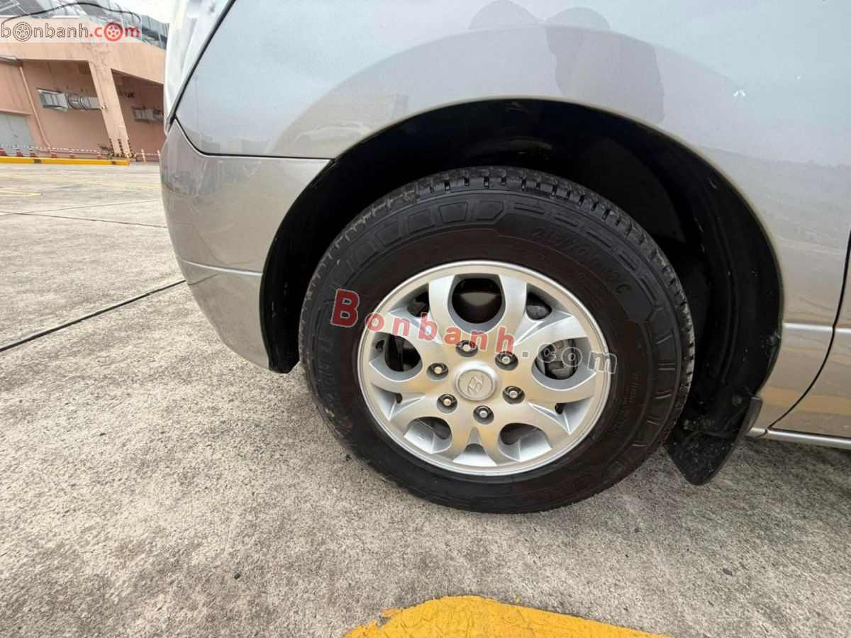 Hyundai Grand Starex 2.5 MT 2013 - 365 Triệu 3