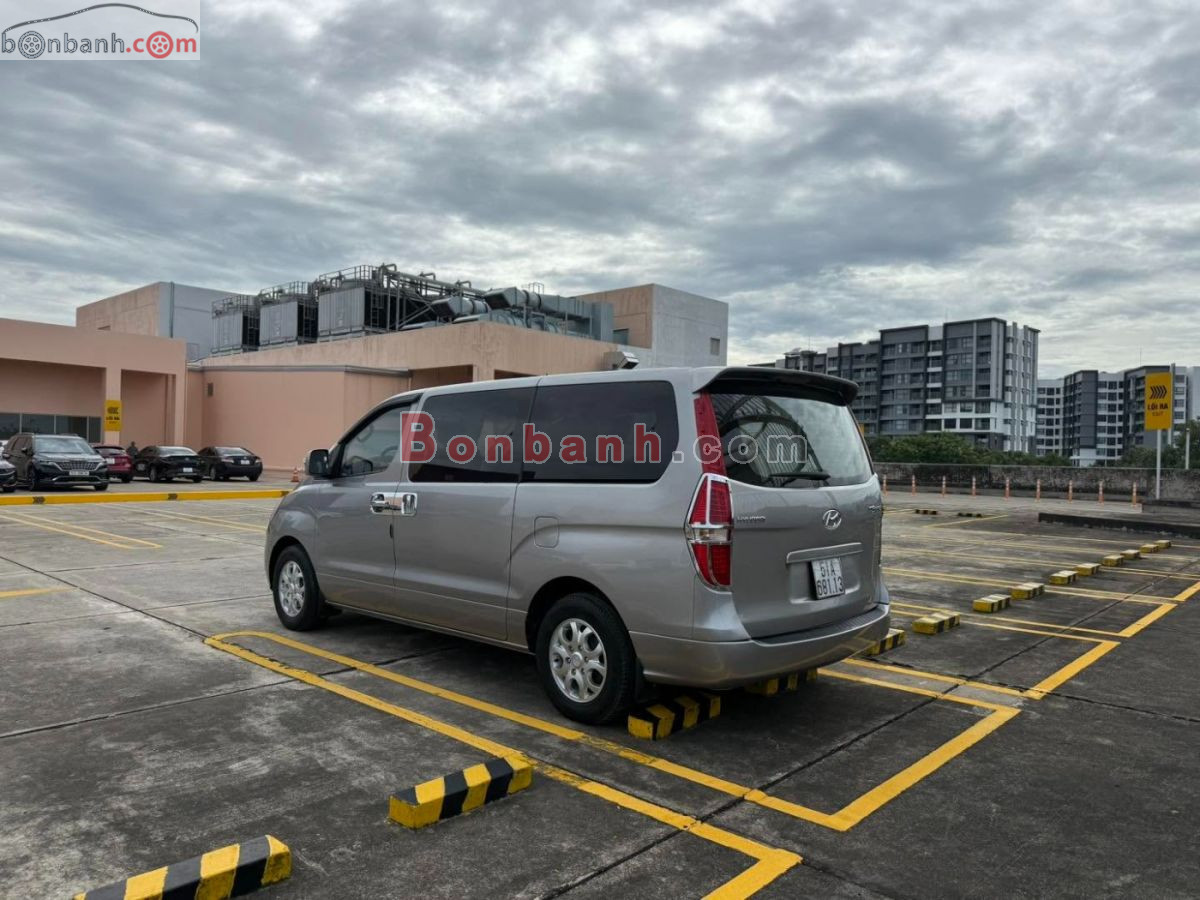 Hyundai Grand Starex 2.5 MT 2013 - 365 Triệu 2