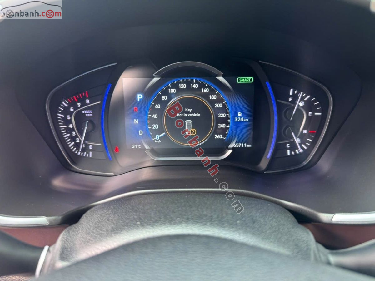 Hyundai SantaFe Premium 2.4L HTRAC 2020 - 739 Triệu 7