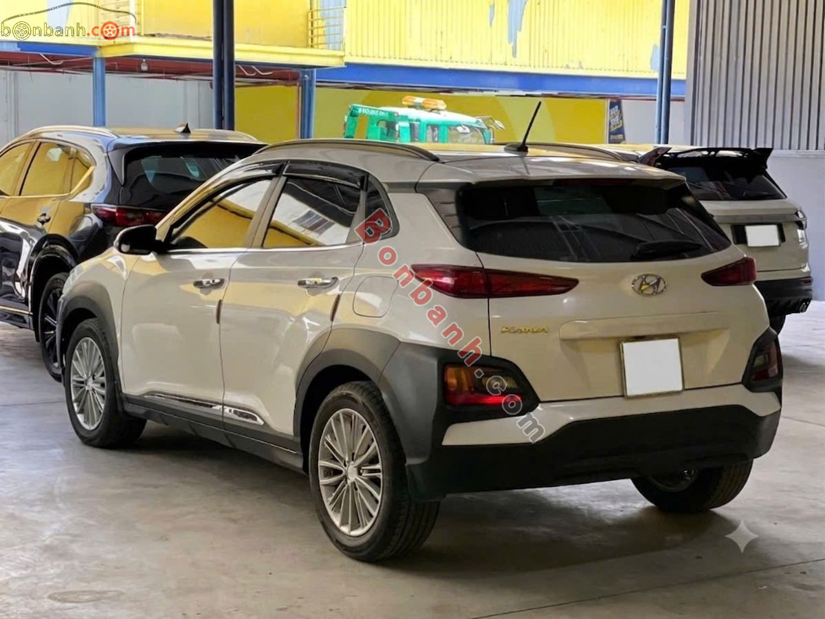 Hyundai Kona Tiêu Chuẩn 2.0 AT 2018 - 415 Triệu 2