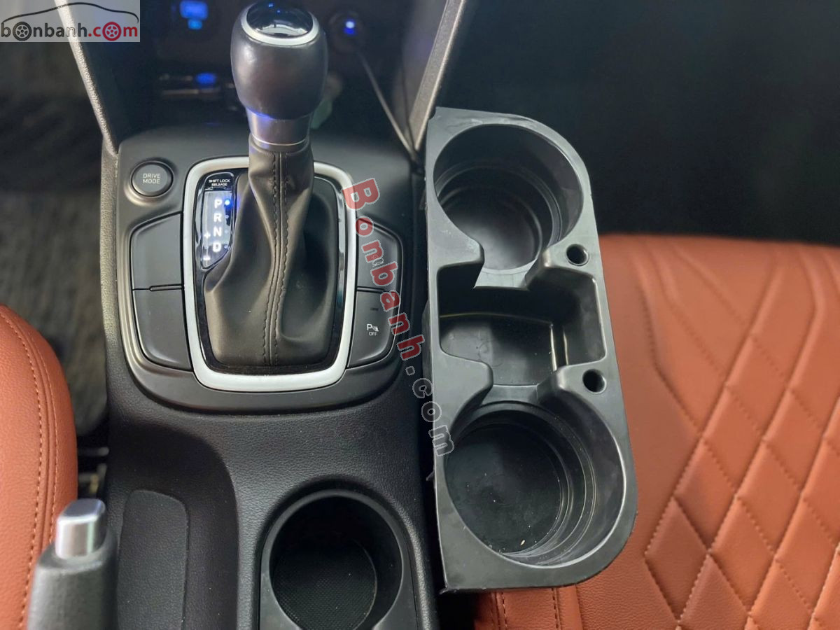 Hyundai Kona Tiêu Chuẩn 2.0 AT 2018 - 415 Triệu 8