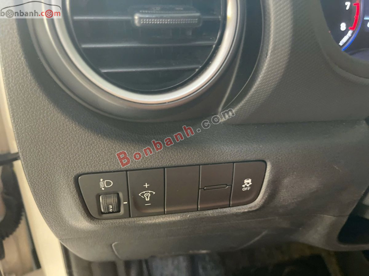 Hyundai Kona Tiêu Chuẩn 2.0 AT 2018 - 415 Triệu 10