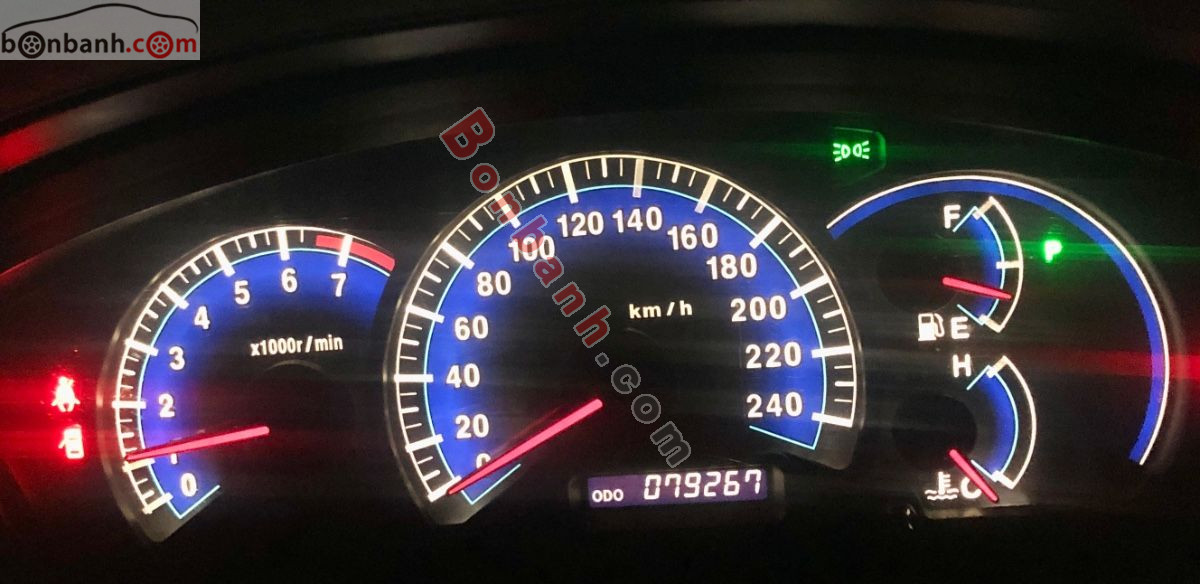 Mitsubishi Grunder 2.4 AT 2010 - 200 Triệu 5