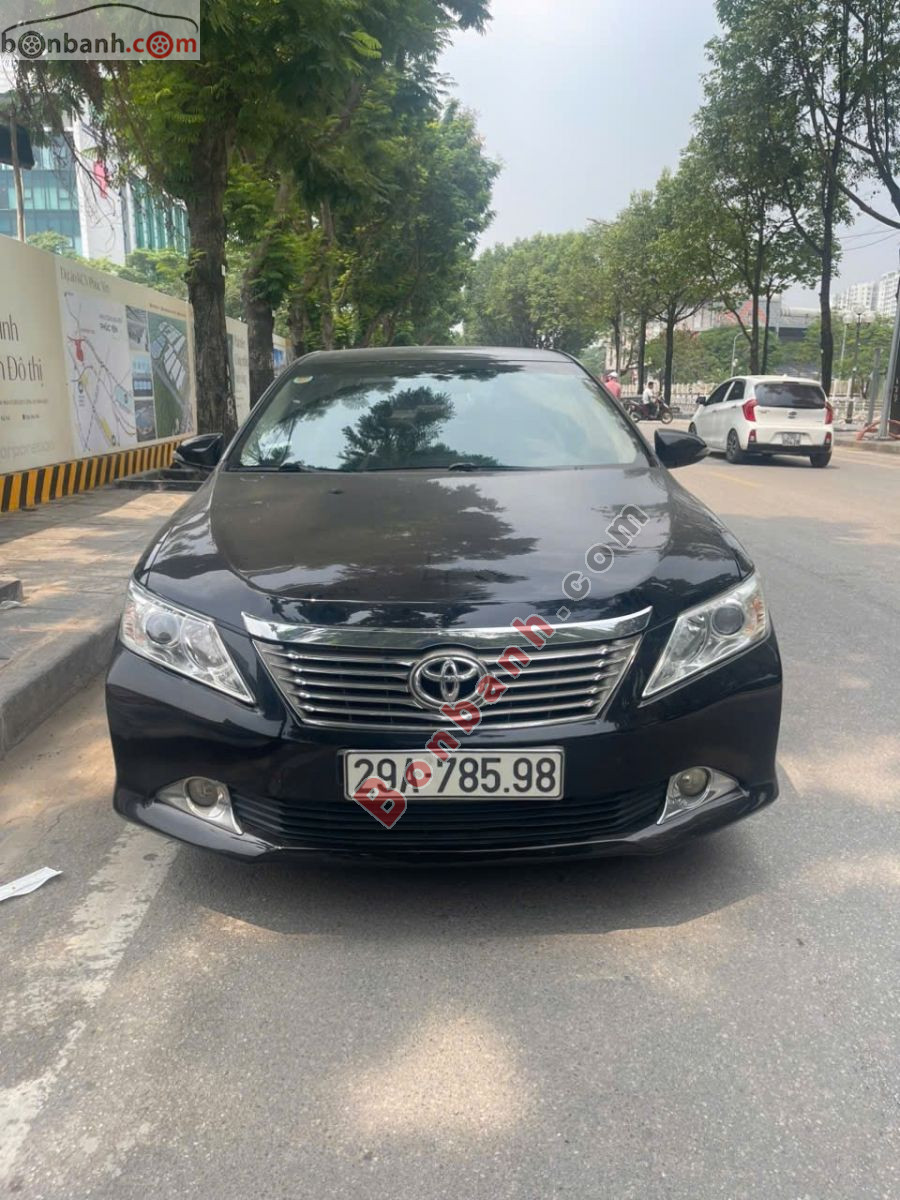 Toyota Camry 2.0E 2013 - 389 Triệu