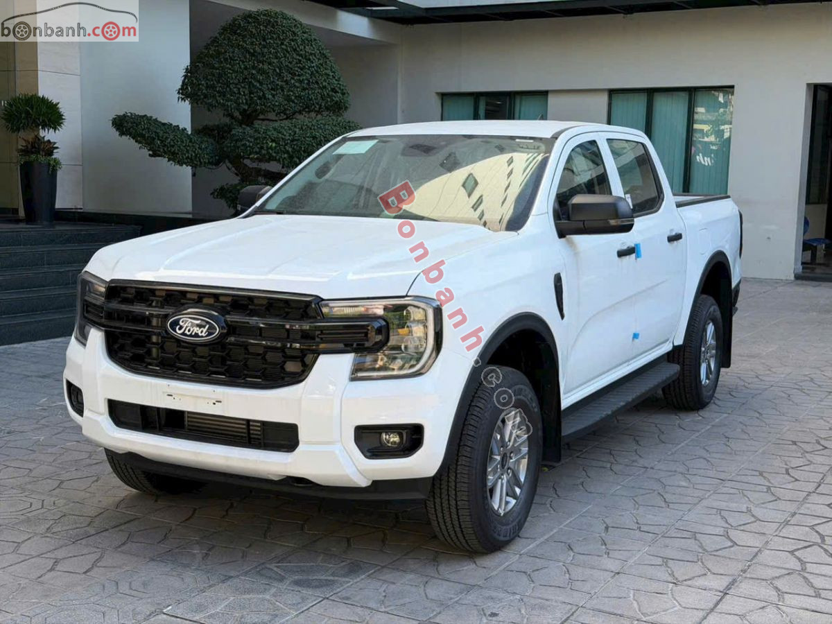 Ford Ranger XLS 2.0L 4x4 AT 2026 - 689 Triệu
