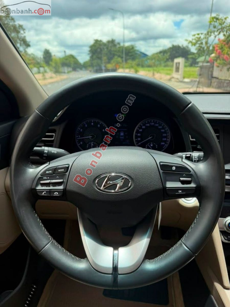 Hyundai Elantra 1.6 AT 2019 - 395 Triệu 7