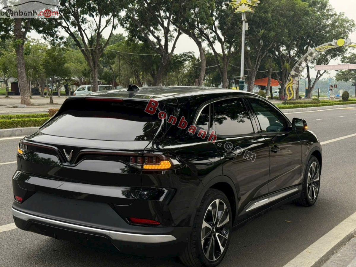 VinFast VF8 Plus AWD 2023 - 555 Triệu 4