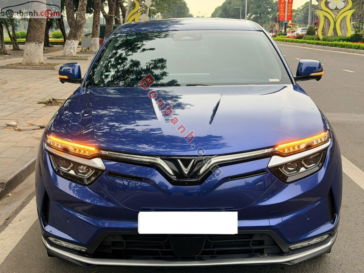 VinFast VF8 Eco AWD 2023 - 665 Triệu