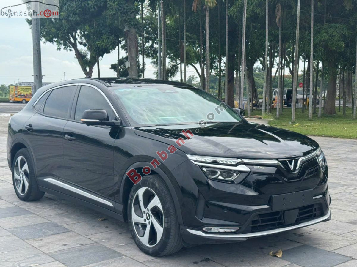 VinFast VF8 Eco AWD 2023 - 619 Triệu 2