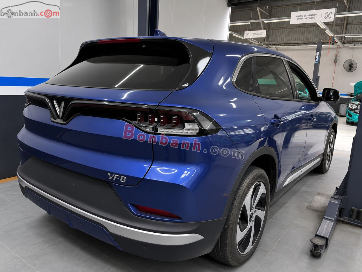 VinFast VF8 Eco AWD 2023 - 685 Triệu 2