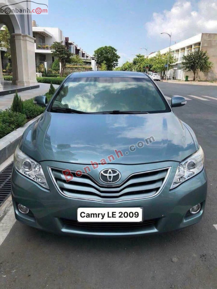 Toyota Camry LE 2.5 2009