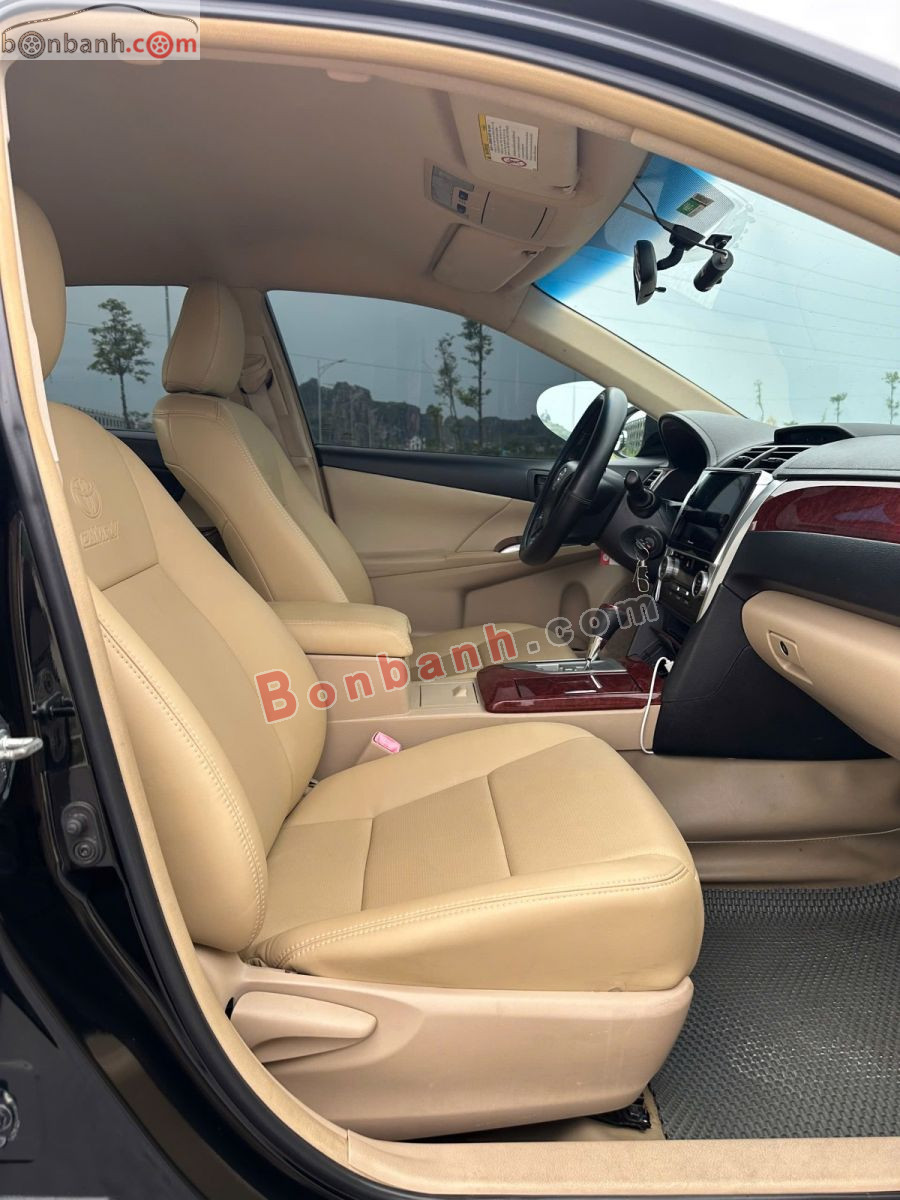 Toyota Camry 2.0E 2014 - 425 Triệu 9