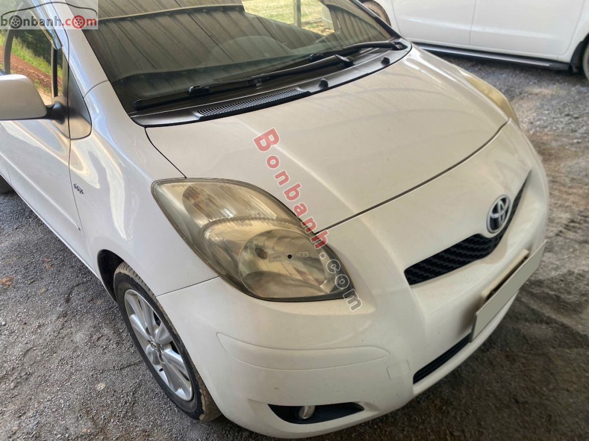 Toyota Yaris 1.5 AT 2013 - 230 Triệu