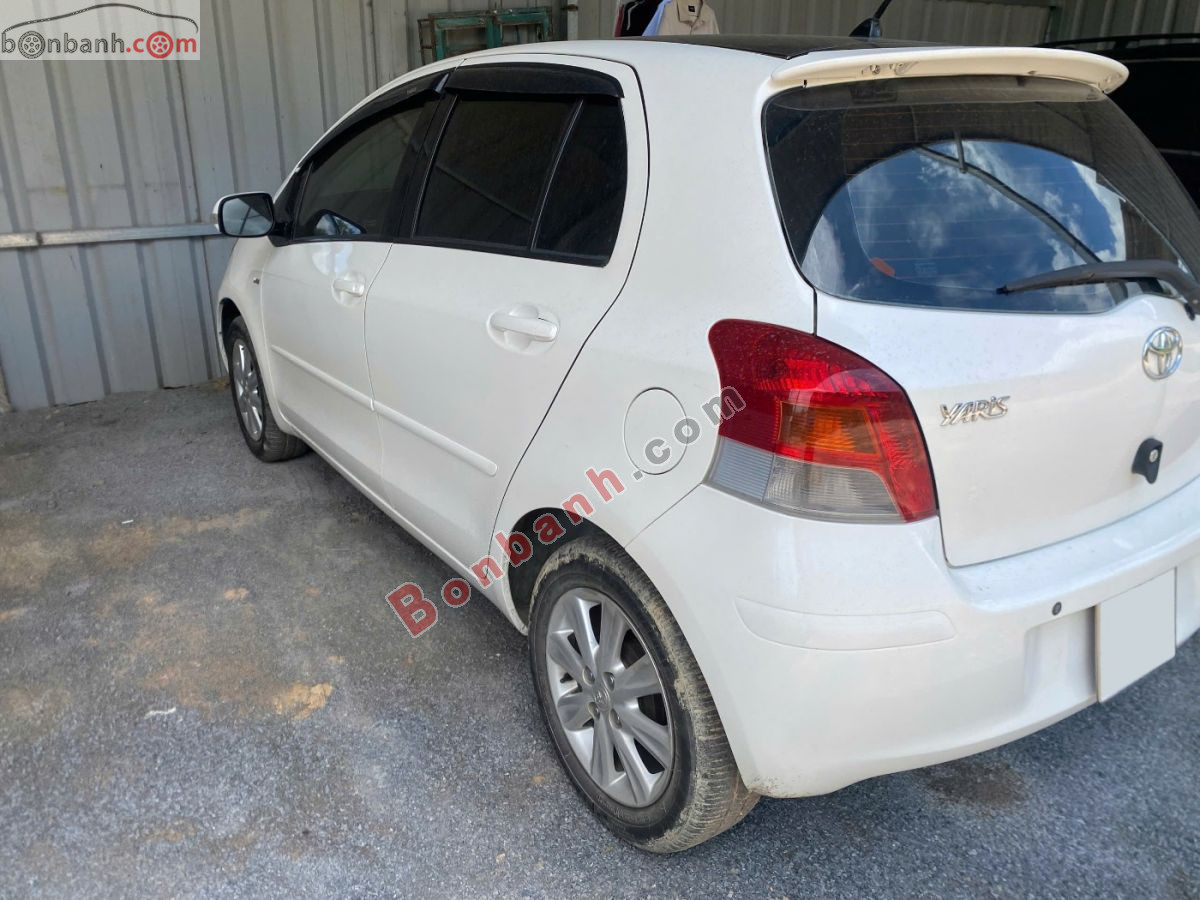 Toyota Yaris 1.5 AT 2013 - 230 Triệu 4