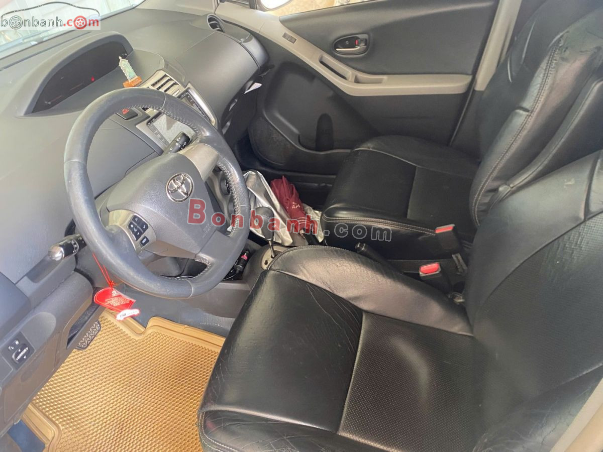 Toyota Yaris 1.5 AT 2013 - 230 Triệu 6