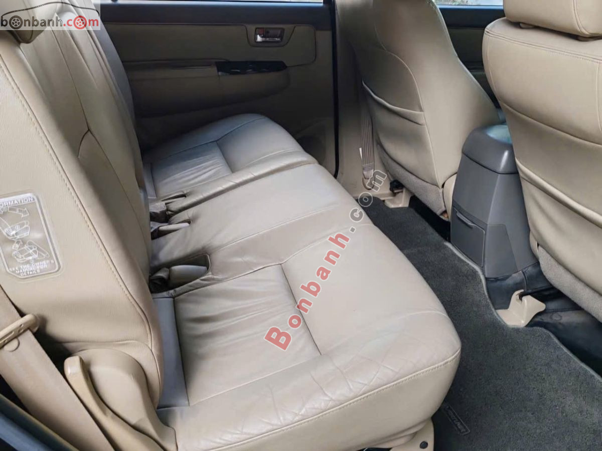 Toyota Fortuner 2.7V 4x2 AT 2013 - 368 Triệu 10