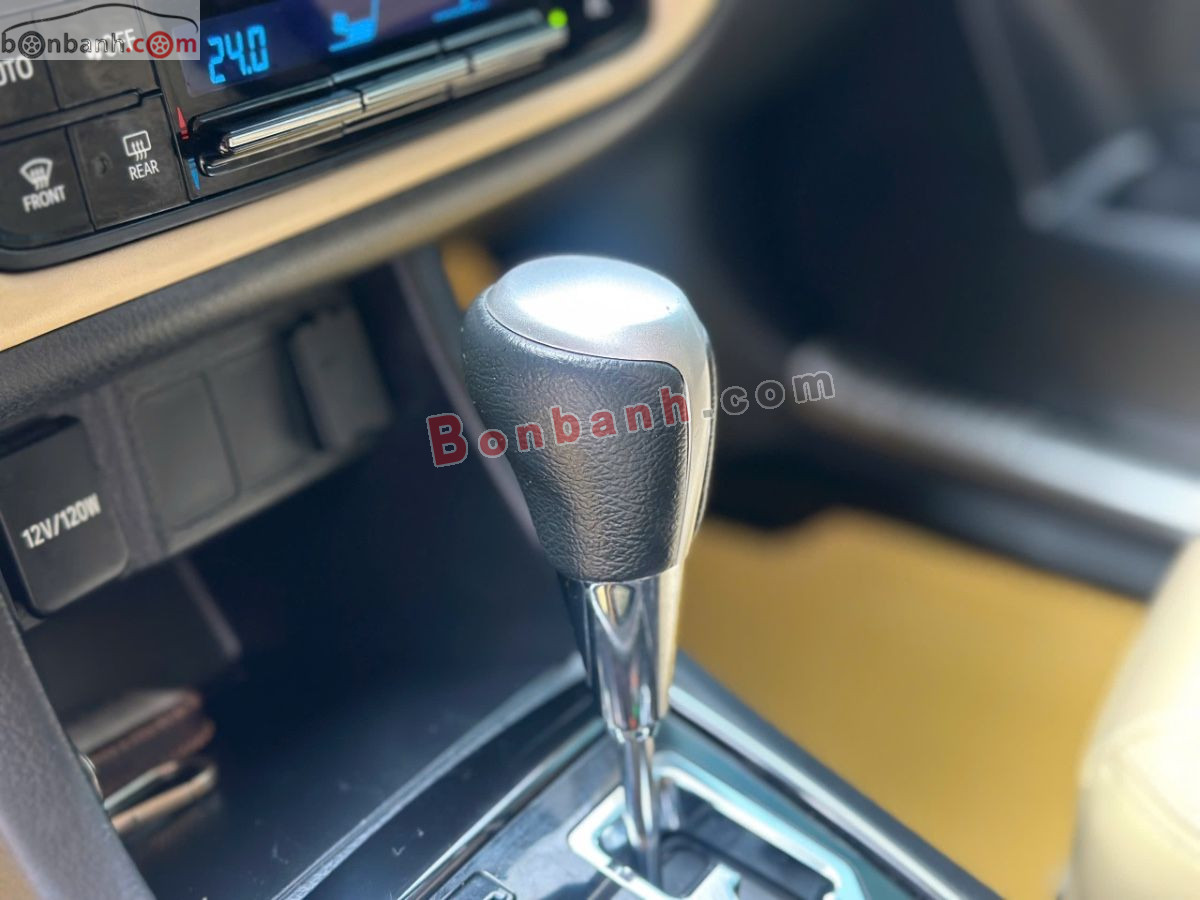 Toyota Corolla altis 1.8G AT 2019 - 495 Triệu 8