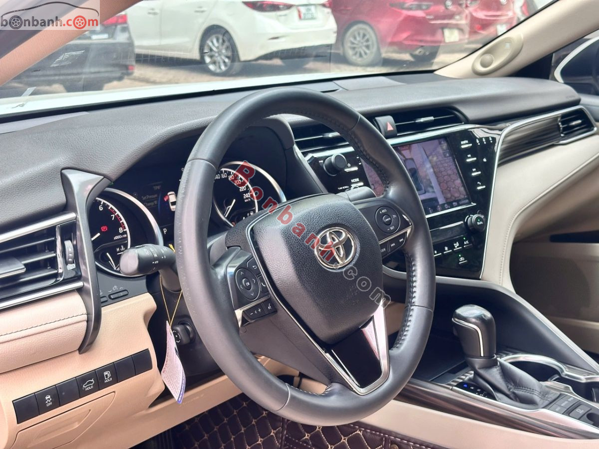Toyota Camry 2.5Q 2021 - 868 Triệu 6