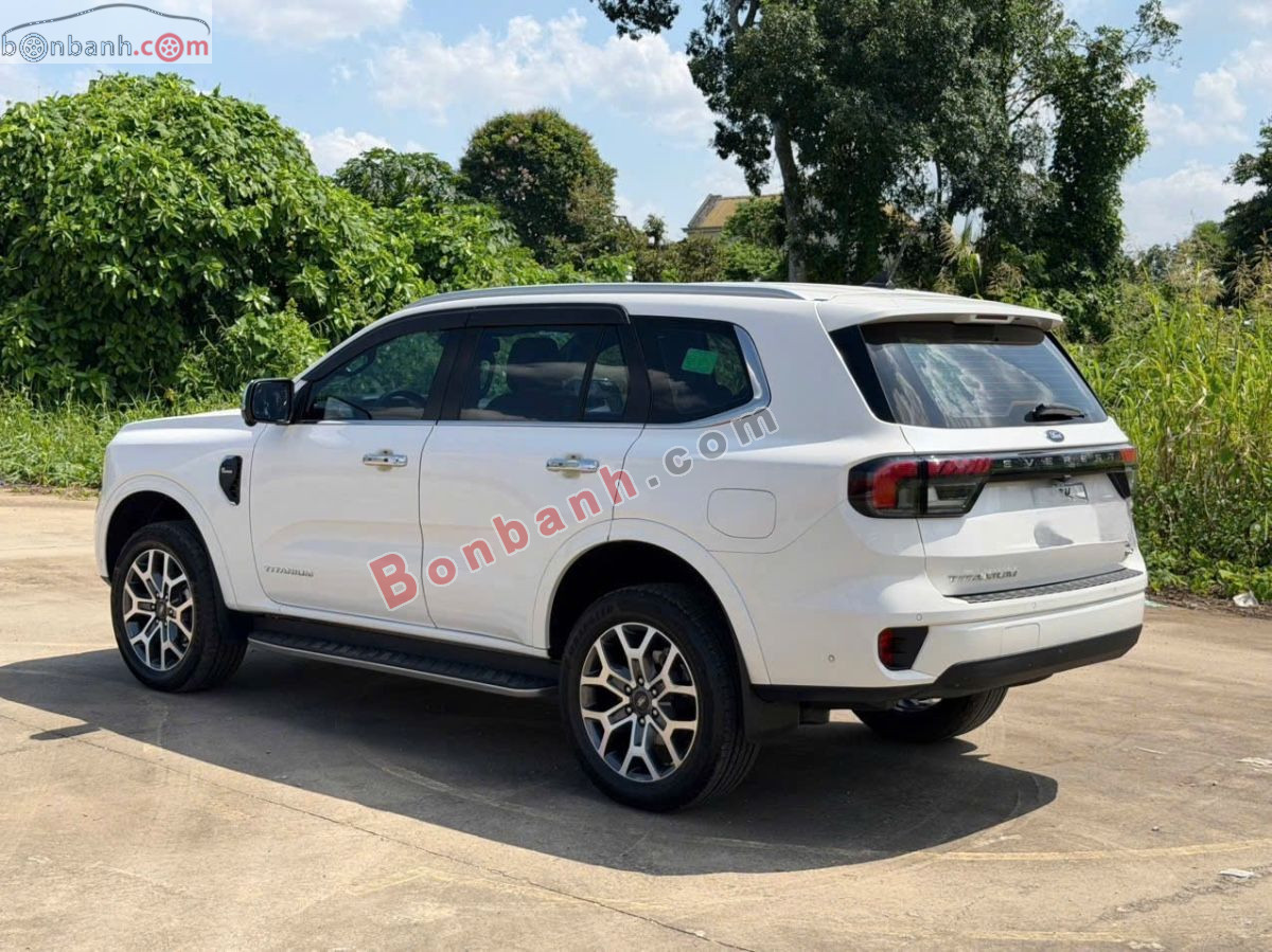 Ford Everest Titanium Plus 2.0L 4x4 AT 2023 - 1 Tỷ 215 Triệu 5