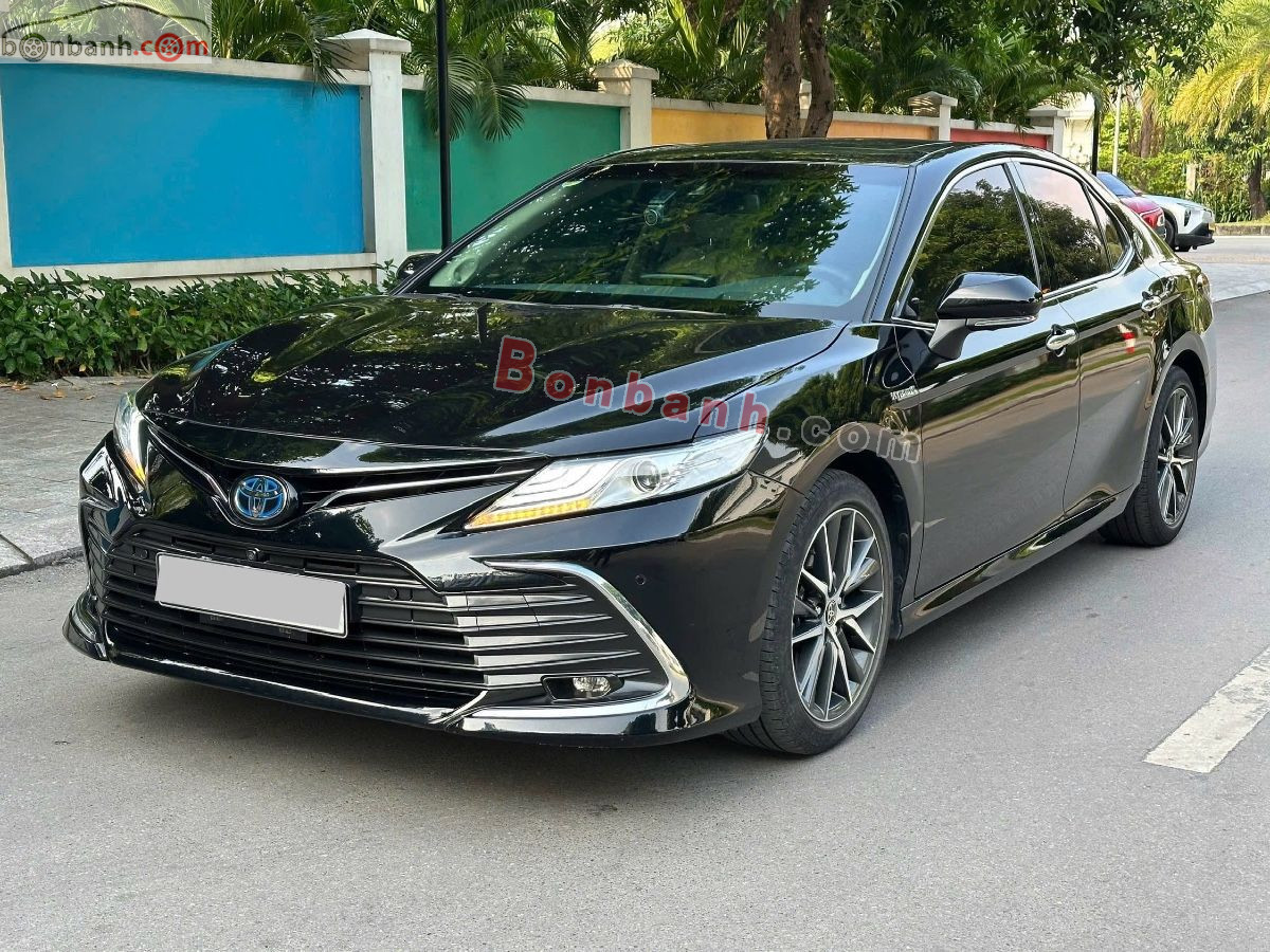 Toyota Camry 2.5HV 2023 - 1 Tỷ 160 Triệu