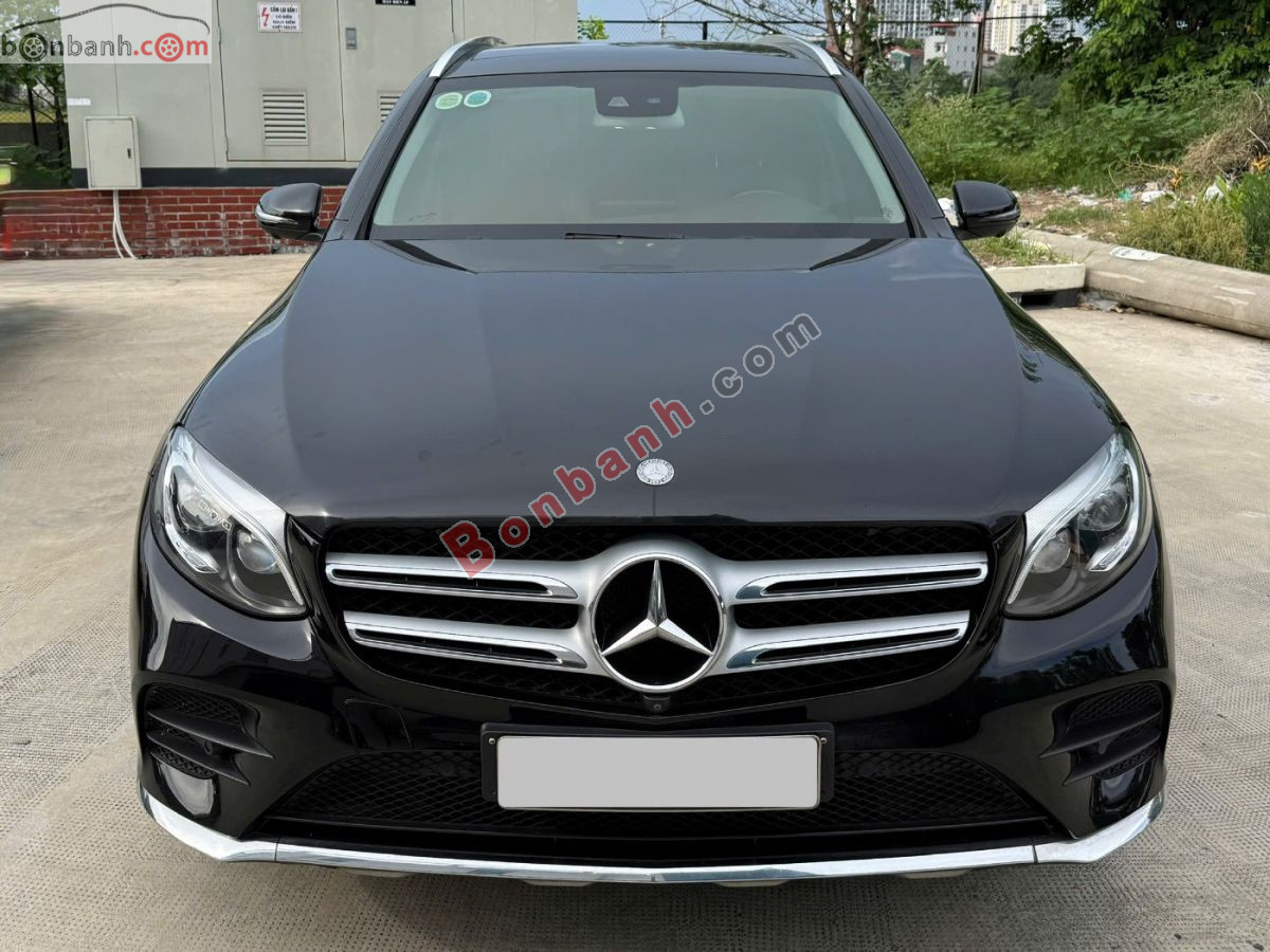 Mercedes Benz GLC 300 4Matic 2017 - 825 Triệu