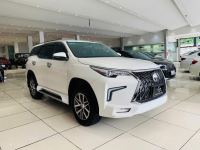 Bán xe Toyota Fortuner 2018 2.8V 4x4 AT giá 910 Triệu - TP HCM