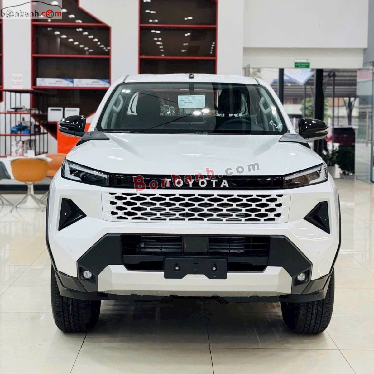 Toyota Hilux Pro 2.8L 4x2 AT 2026 - 690 Triệu 3